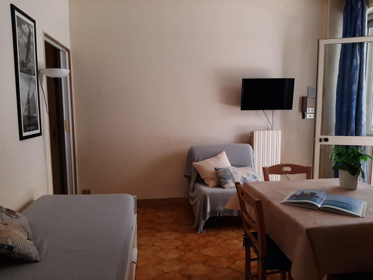 Le Barchette Villa San Cataldo  Exteriör bild